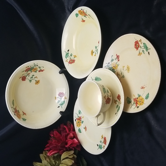 Uranium Glazed Pottery Dinnerware - Picture 1 of 16